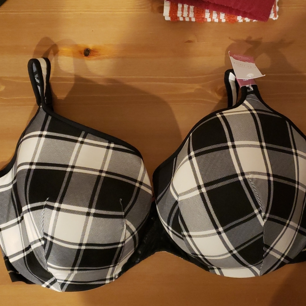 NWT Cacique lightly lined balconette bra 38K